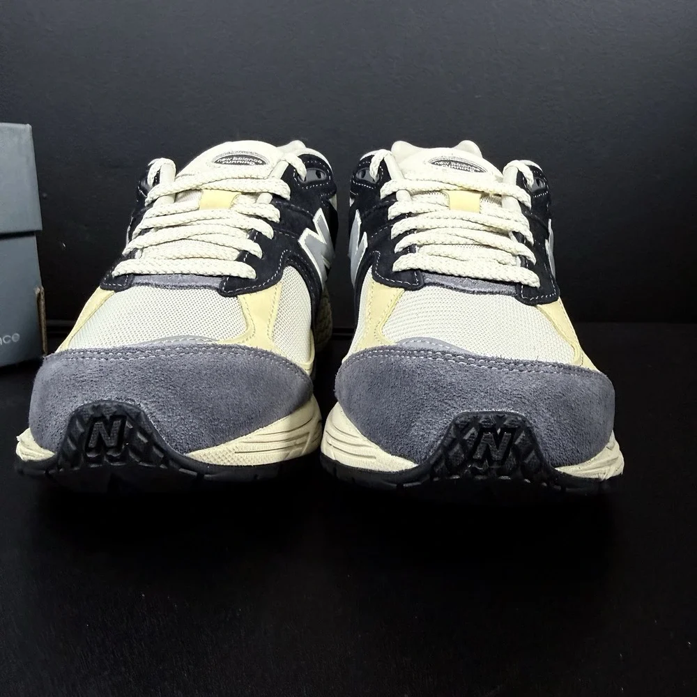 New Balance‎ 2002R Mens 8.5 Magnet Timberwolf Gray Beige Sneakers 2023 M2002RSH